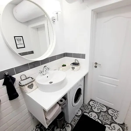 Nautical Apartment